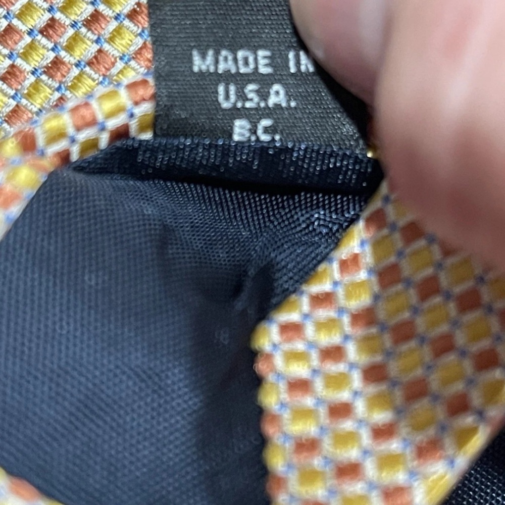 Corporate image tailored exclusively for Tom James elegant 100% silk mens tie - Picture 9 of 12